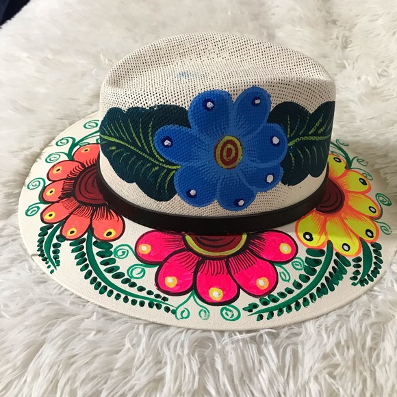 Hand painted Mexican hat - Picture 4 of 11